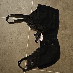 Victoria secret 32ddd black